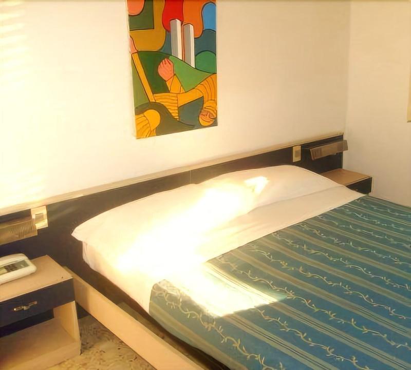 Piccolo Hotel
