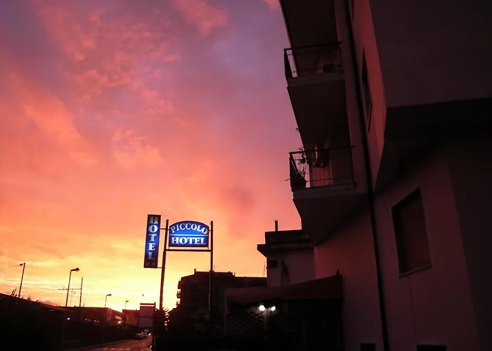 Piccolo Hotel